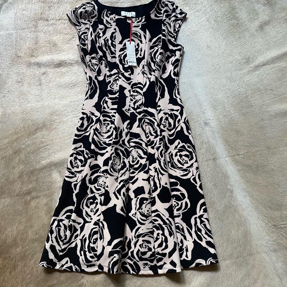 NWT Elle Black and Cream Rose Midi Dress